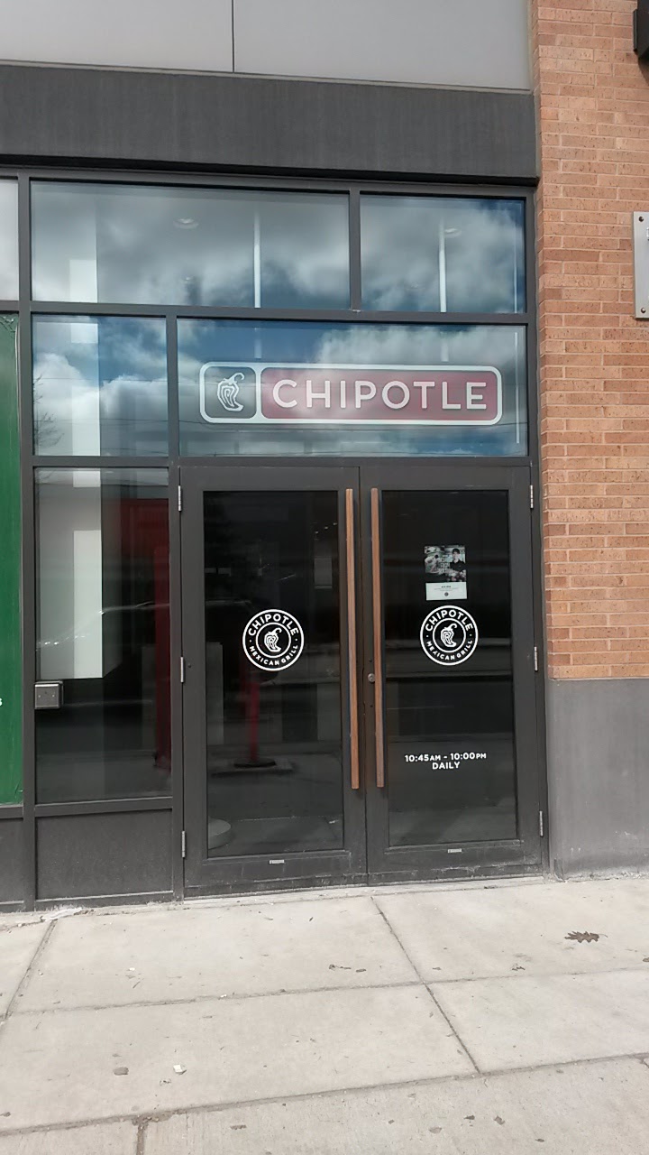 Chipotle Mexican Grill | 1970 St Clair Ave W Unit 109, Toronto, ON M6N 0A6, Canada | Phone: (416) 766-5678