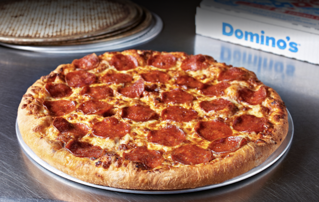 Dominos Pizza | 1965 Main St Unit #8, Winnipeg, MB R2V 2B5, Canada | Phone: (204) 987-5598