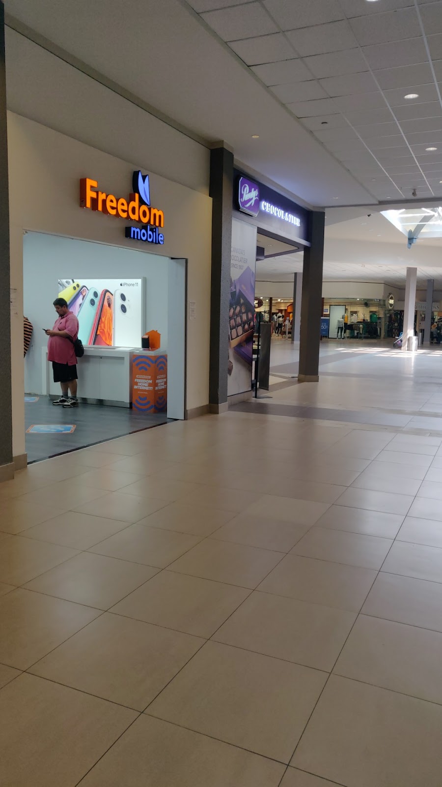 Freedom Mobile | Mall, 11900 Haney Pl #177, Maple Ridge, BC V2X 8R9, Canada | Phone: (604) 479-5666