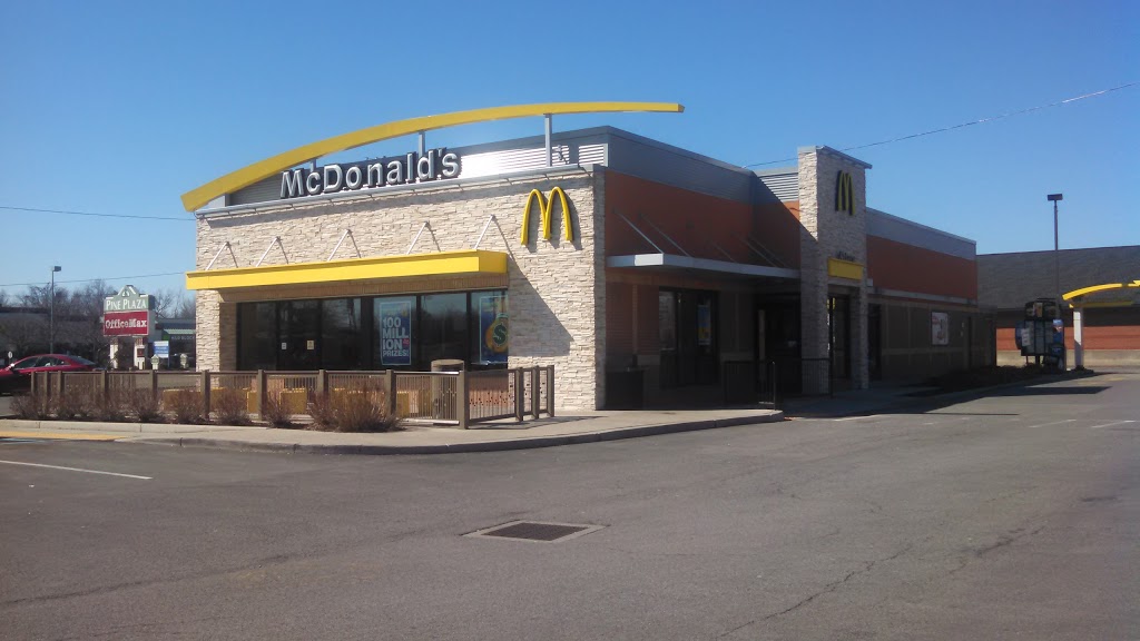 McDonalds | 8320 Niagara Falls Blvd, Niagara Falls, NY 14304, USA | Phone: (716) 298-3592