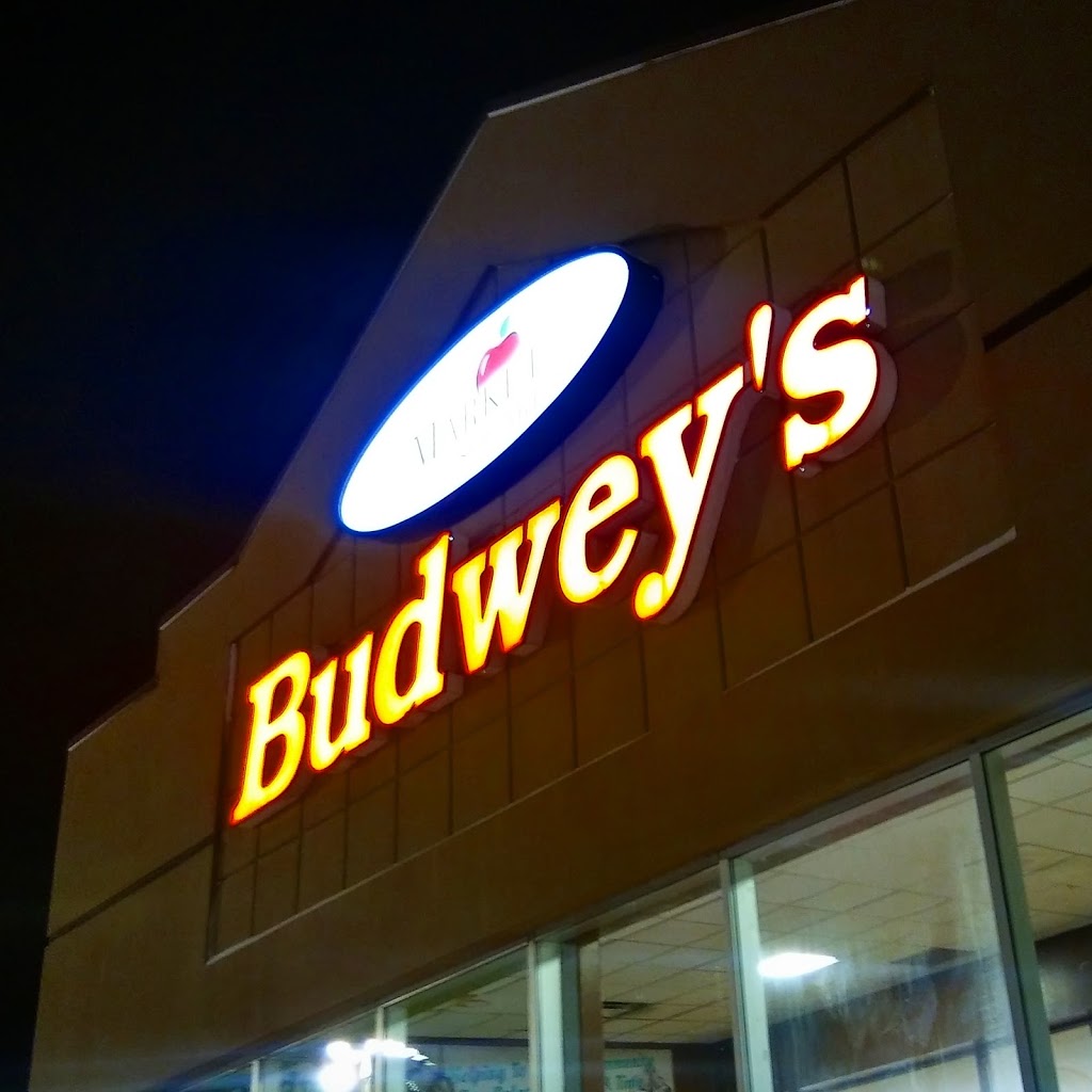 Budweys Supermarket Cafe | 535 Division St, North Tonawanda, NY 14120, USA | Phone: (716) 693-6731