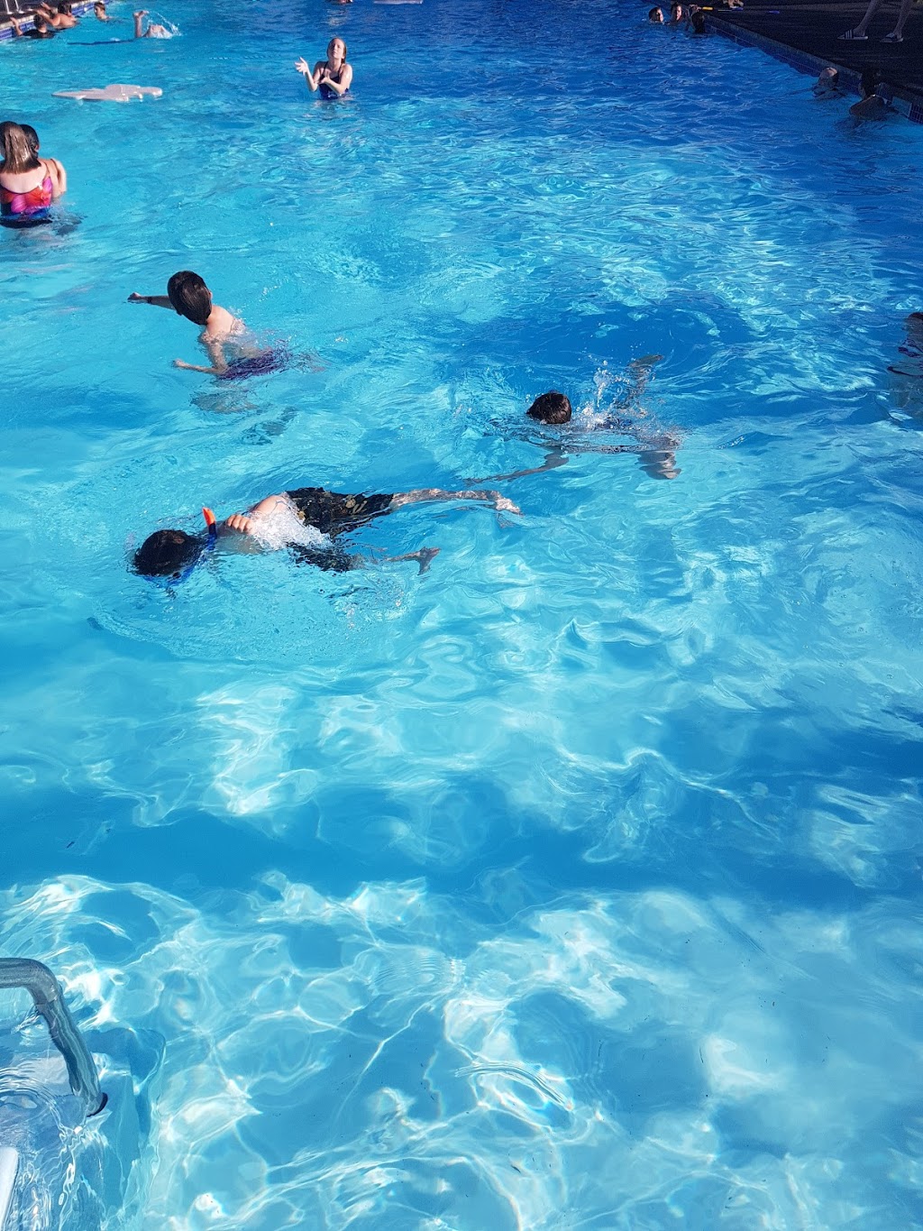 Redwater Swimming Pool | 5223 49 Ave, Redwater, AB T0A 2W0, Canada | Phone: (780) 942-3682