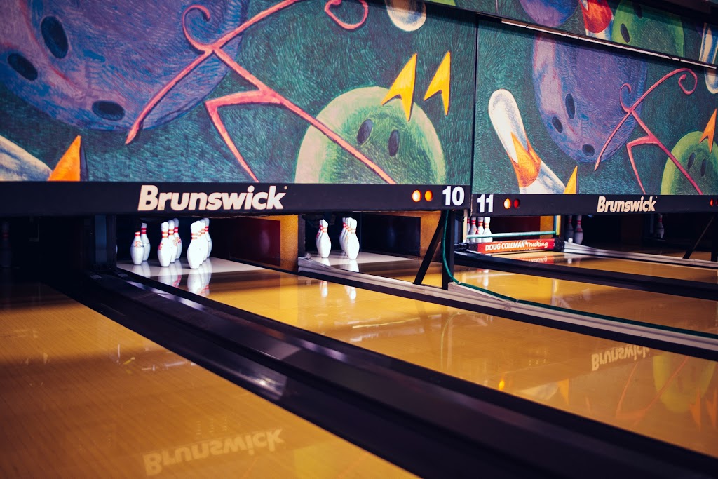 Bowlerama Royale - London, Ontario | 2086 Dundas St, London, ON N5V 1R2, Canada | Phone: (519) 452-0052