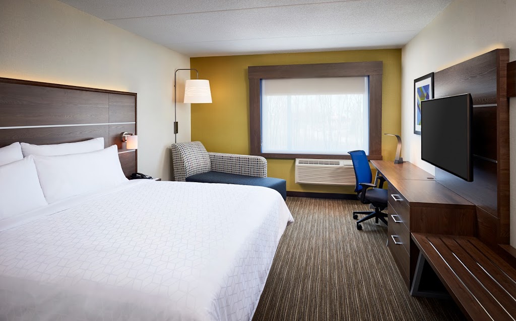 Holiday Inn Express Niagara-On-The-Lake | 524 York Rd, Niagara-on-the-Lake, ON L0S 1J0, Canada | Phone: (289) 362-2400