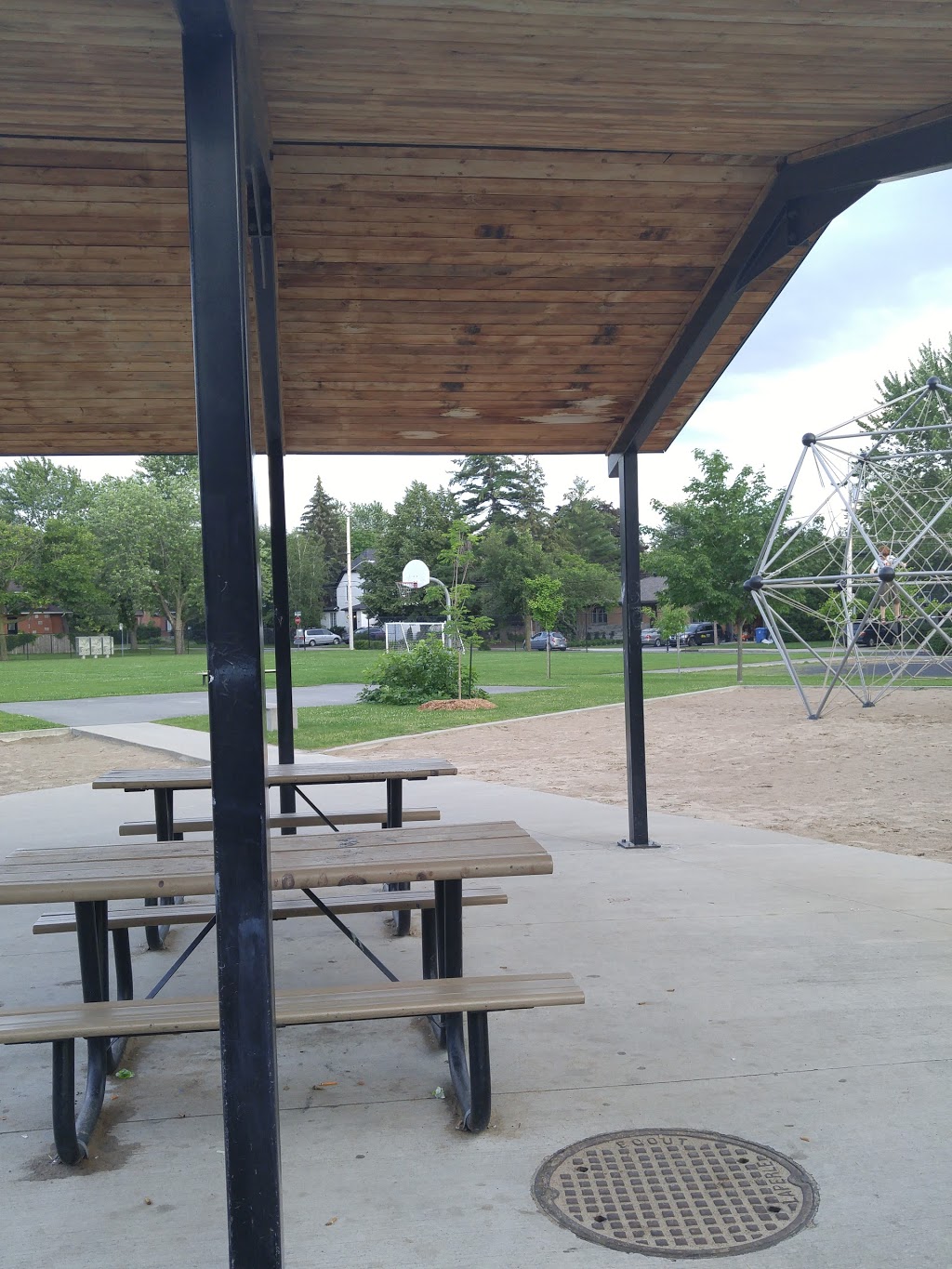 Dulwich Park | Avenue de Dulwich, Saint-Lambert, QC J4P 1E2, Canada | Phone: (450) 466-3890