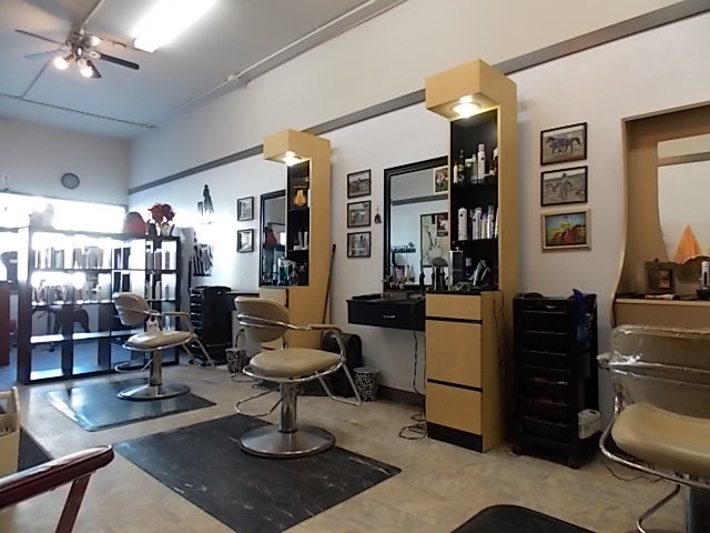 Rodeo Alley Hair Salon & Barber Shop | 107 2 Ave, Strathmore, AB T1P 1A3, Canada | Phone: (403) 934-3442