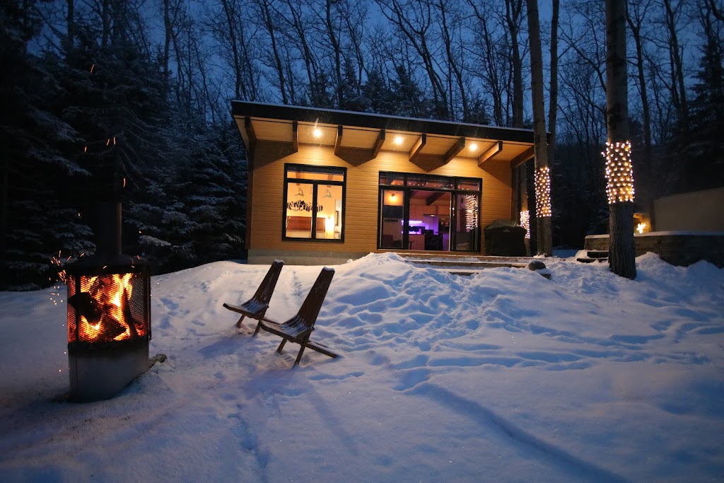 Chalets BSL | 6 rue du, Chem. du Cap à lAigle, Saint-Simon-de-Rimouski, QC G0L 4C0, Canada | Phone: (418) 953-0951