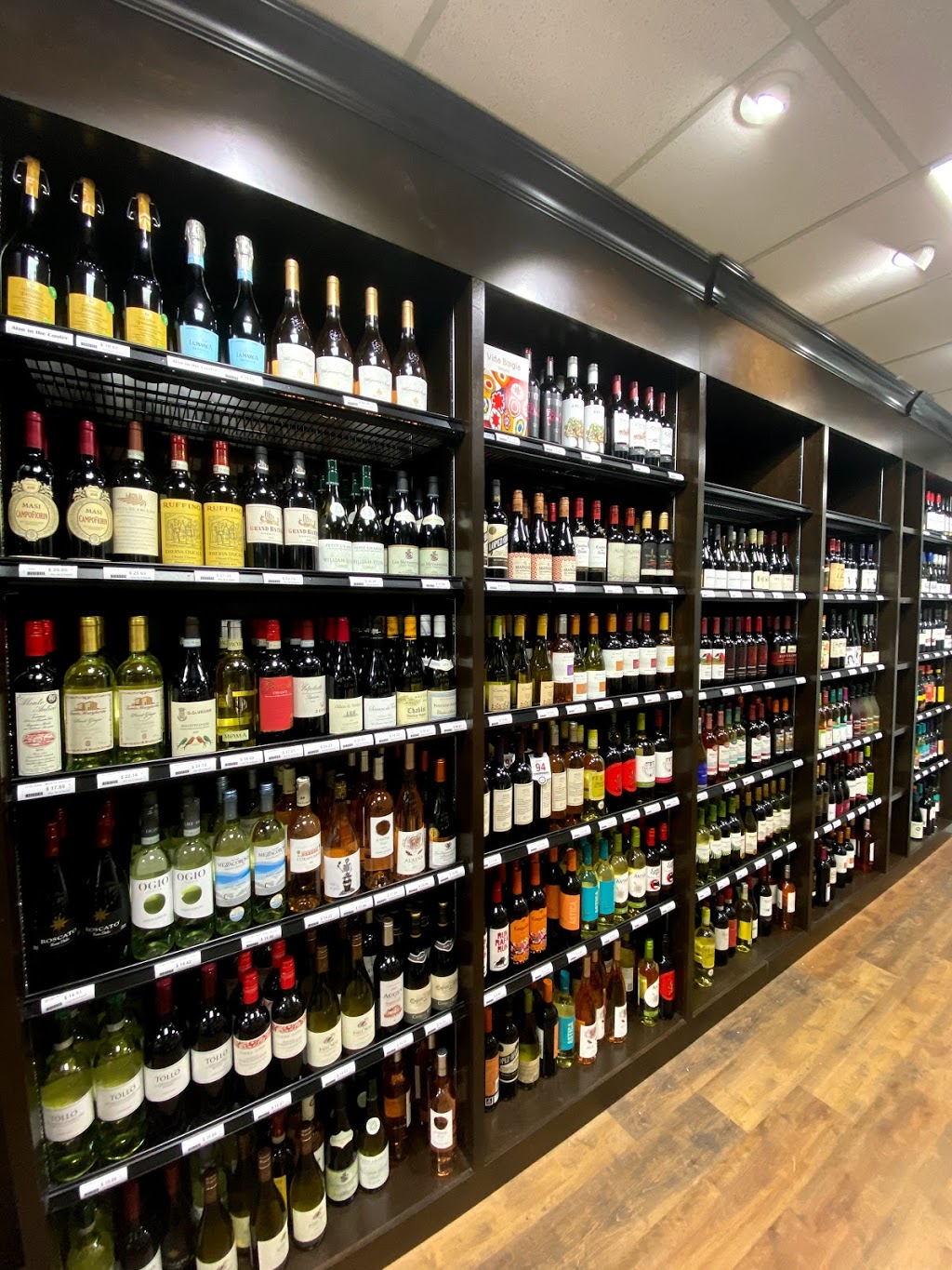 Uptown Liquor Store | 5701 Granville St #105, Vancouver, BC V6M 4J7, Canada | Phone: (604) 225-9373