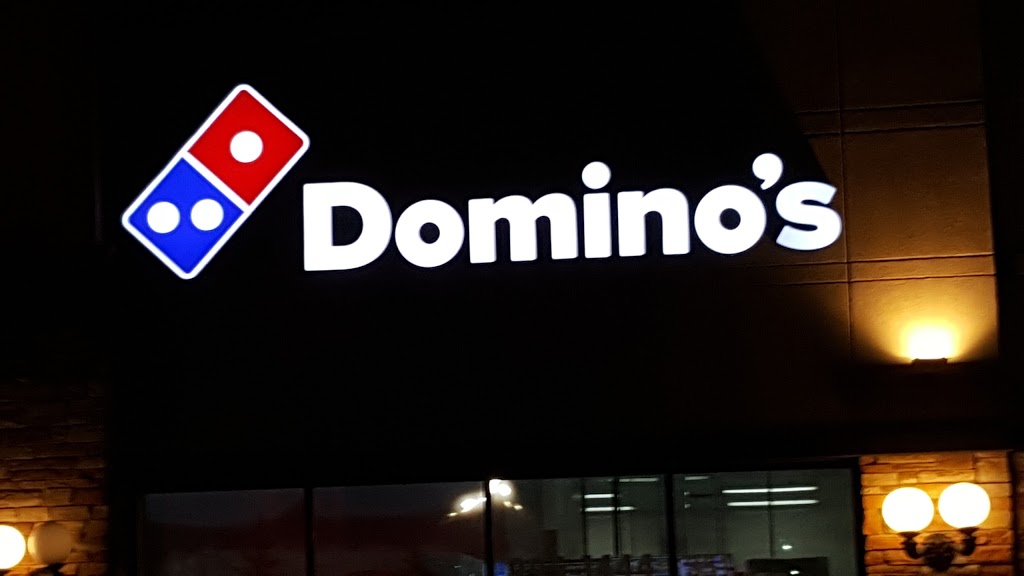 Dominos | 201 Southridge Dr, Okotoks, AB T1S 2E1, Canada | Phone: (403) 995-1444