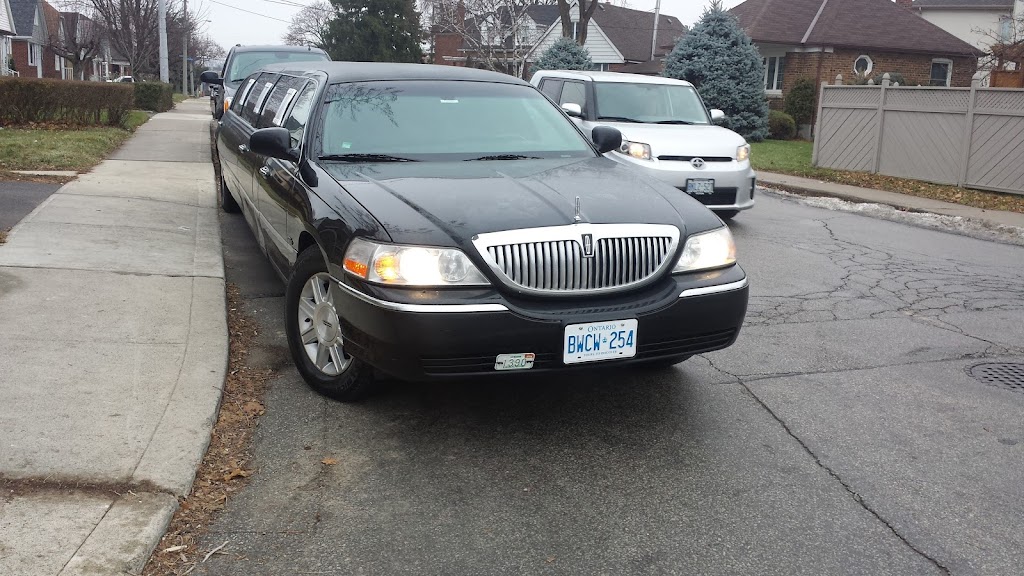 Georgetown Yol Limo | 256 Maple Ave, Halton Hills, ON L7G 1W4, Canada | Phone: (416) 577-0277