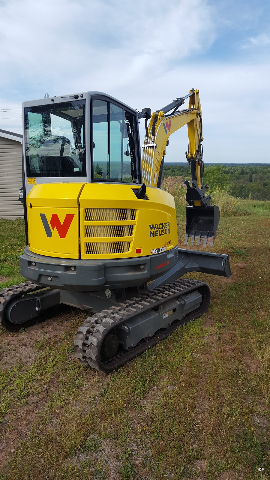 Amherst Mini Excavation | 1213 Hwy 6, Unit B, Warren, NS B4H 3Y2, Canada | Phone: (902) 664-4918