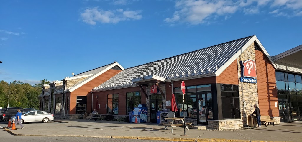 Couche-Tard | 100 Autoroute 20, Local 190, Rivière-Beaudette, QC J0P 1R0, Canada | Phone: (450) 269-2966