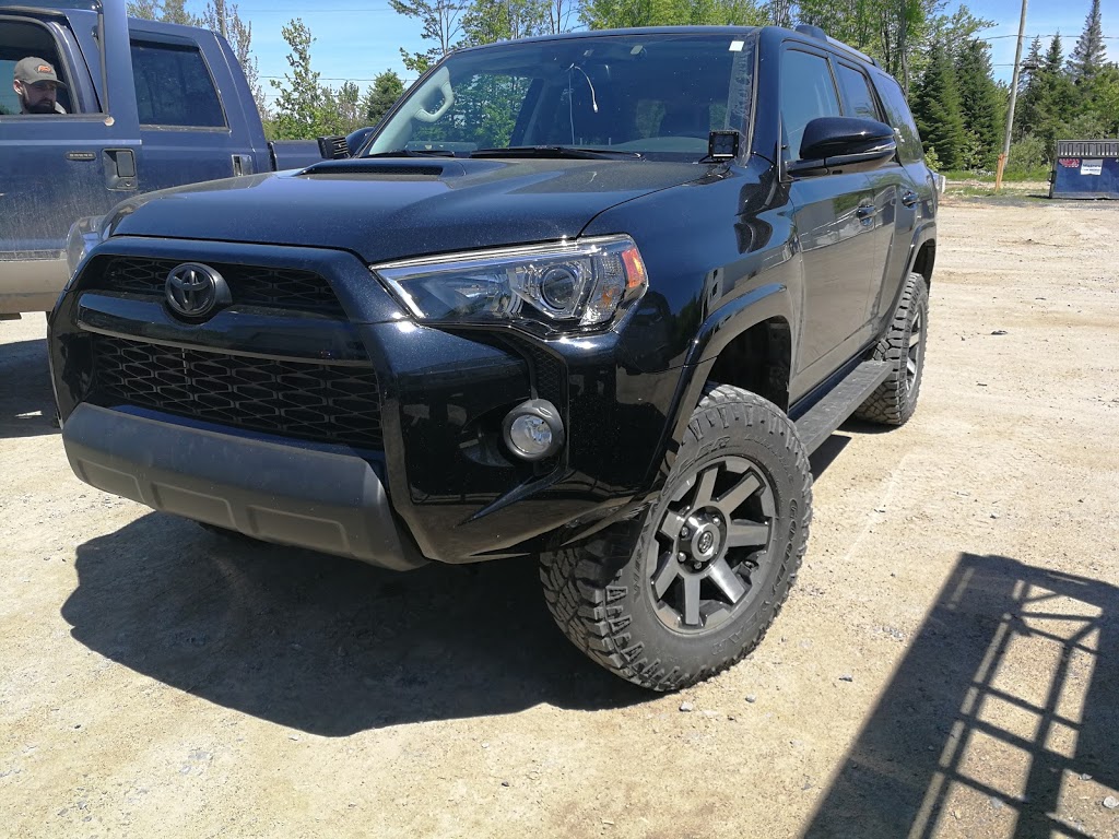 LM 4x4 | 1850, D, Voie de Desserte, Trois-Rivières, QC G0X 2X0, Canada | Phone: (819) 375-5644