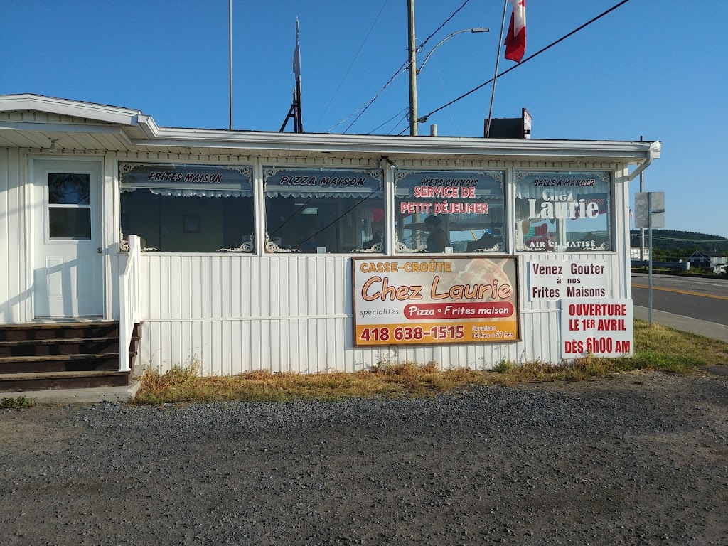 Casse-Croute-LAttente | 133 Rue du Festival, Saint-Siméon, QC G0T 1X0, Canada | Phone: (418) 638-1515