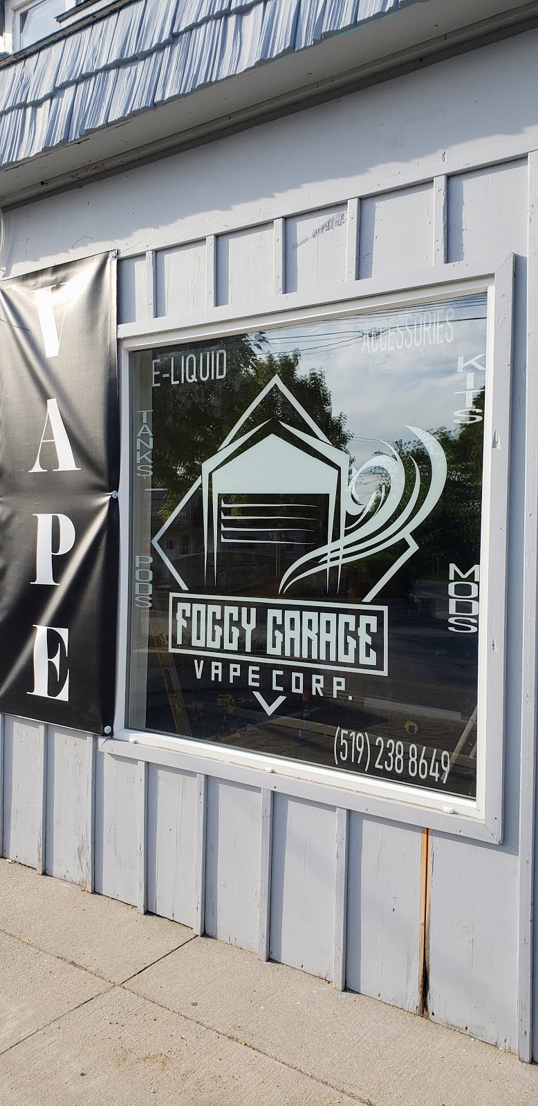 Foggy Garage Vape Corp. | 13 Main St W, Grand Bend, ON N0M 1T0, Canada | Phone: (519) 238-8649