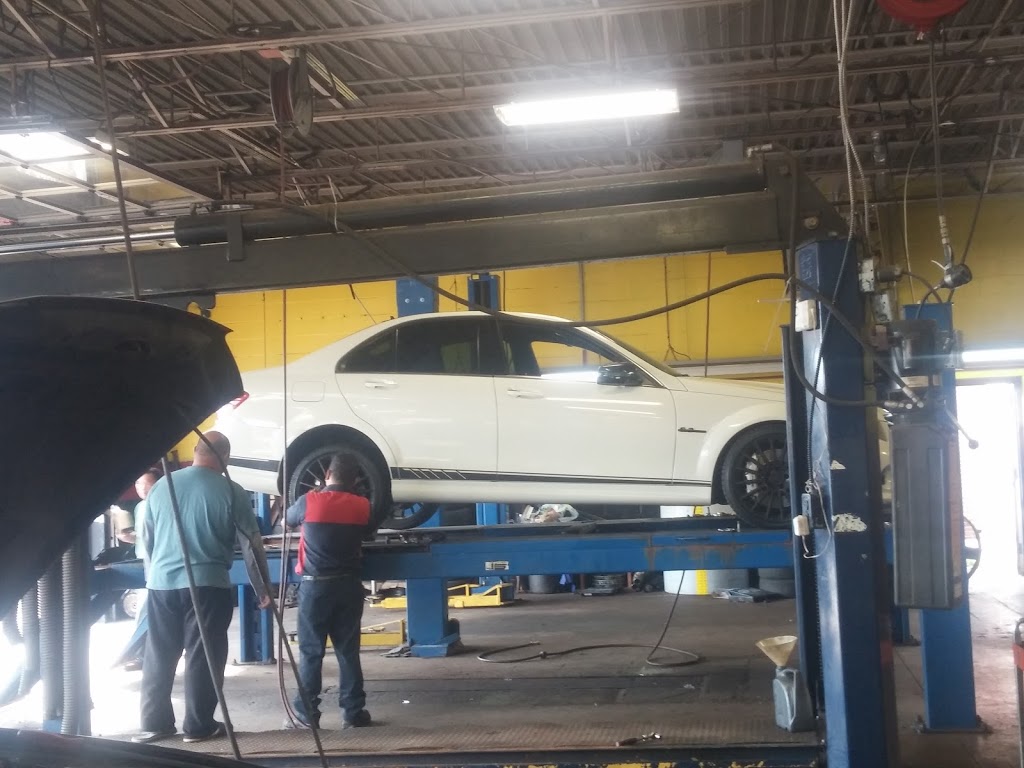 LTO Kennedy Auto Service Centre | 126 Kennedy Rd S, Brampton, ON L6W 3E7, Canada | Phone: (905) 230-1233