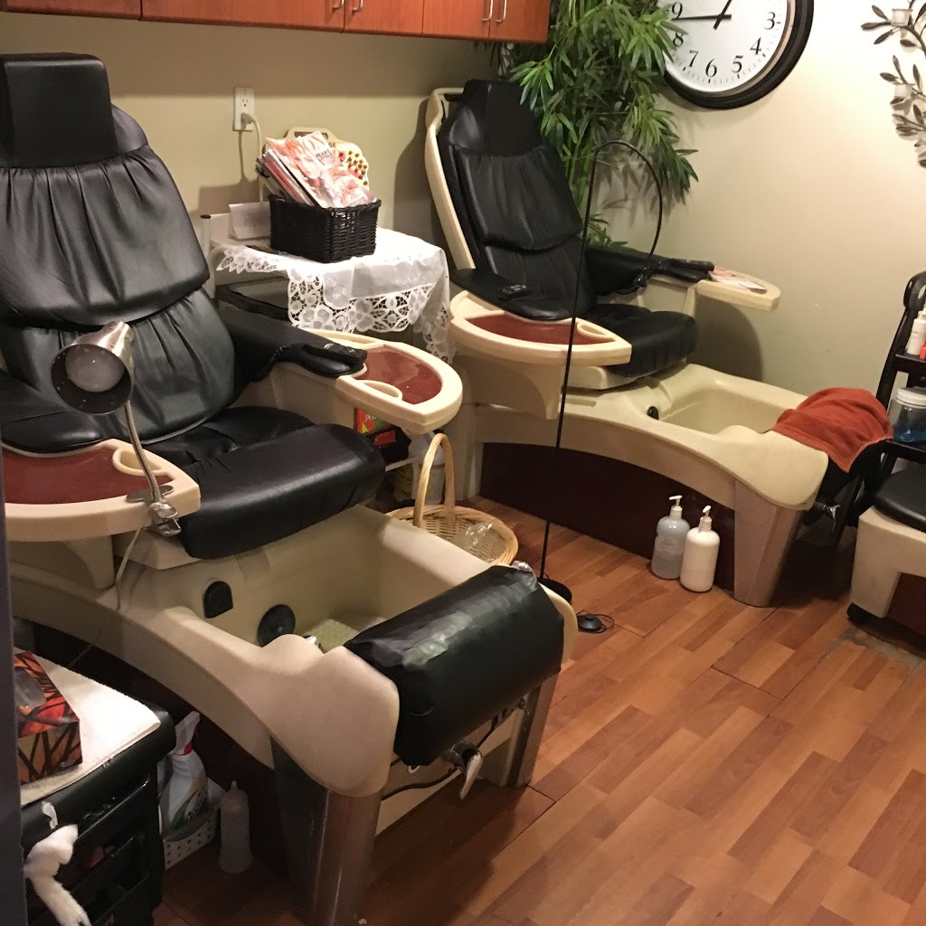 Relaxology Wellness Centre | 4310 Sherwoodtowne Blvd, Mississauga, ON L4Z 4C4, Canada | Phone: (905) 275-3335