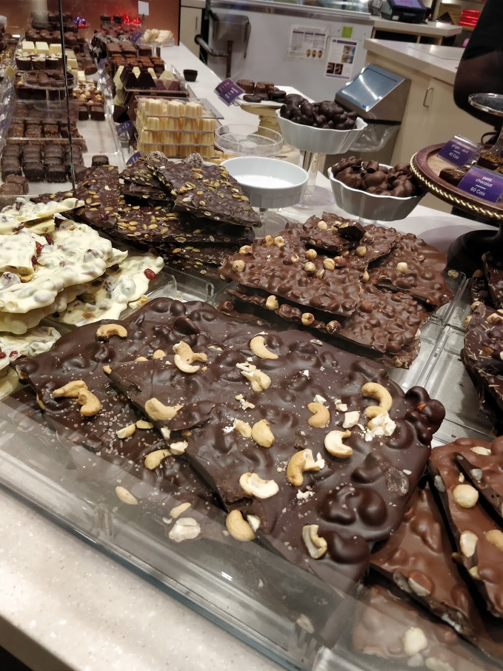 Purdys Chocolatier | 110 Dr Place dOrleans, Place d Orleans, Unit 0150, Ottawa, ON K1C 2L9, Canada | Phone: (613) 824-8284