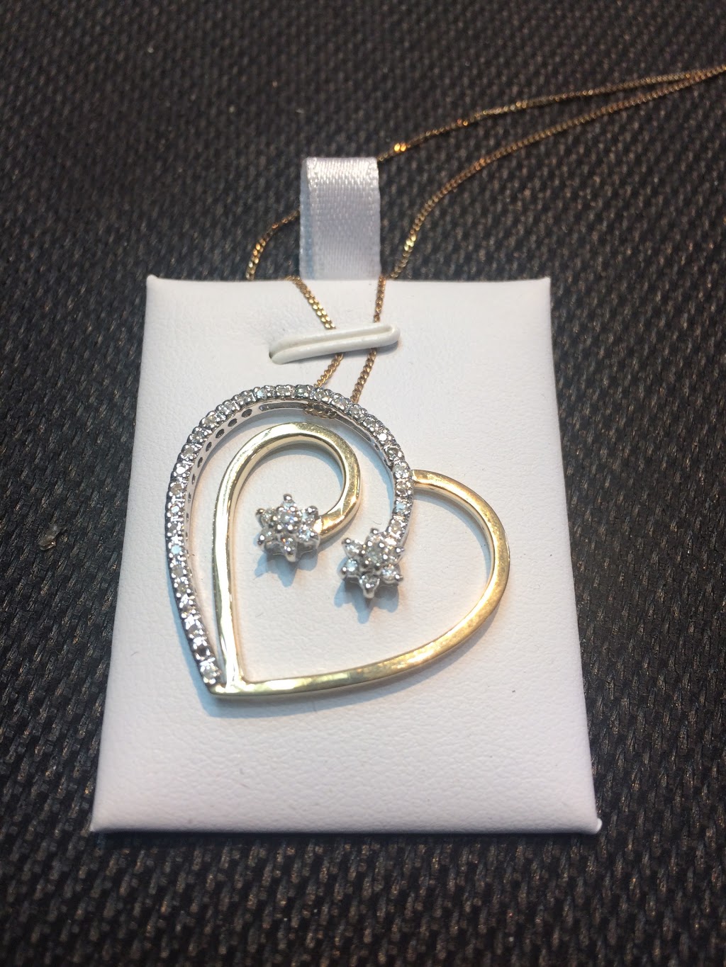 Todays Jewellers | 142 Park Ave, Mount Pearl, NL A1N 1K5, Canada | Phone: (709) 364-5280