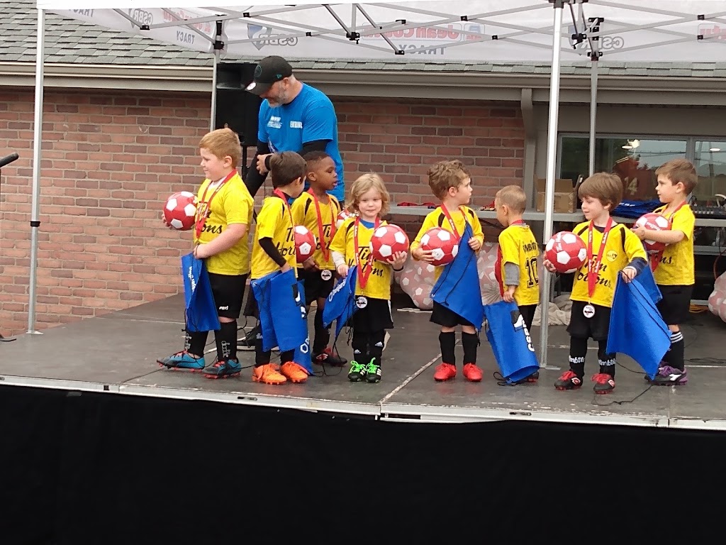 Club de Soccer Bas Richelieu | Rue des Soleils, Sorel-Tracy, QC J3R 5G3, Canada | Phone: (450) 743-2000