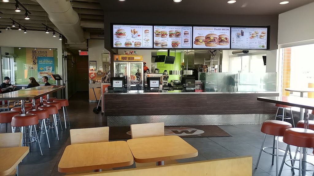 A&W | 24 Rue Saint-Jacques, Sherbrooke, QC J1R 0T2, Canada | Phone: (819) 933-1200