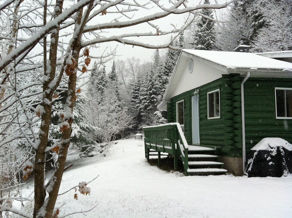 Chalet Gagville | 1715 Chemin du Parc, Mandeville, QC J0K 1L0, Canada | Phone: (514) 264-6574