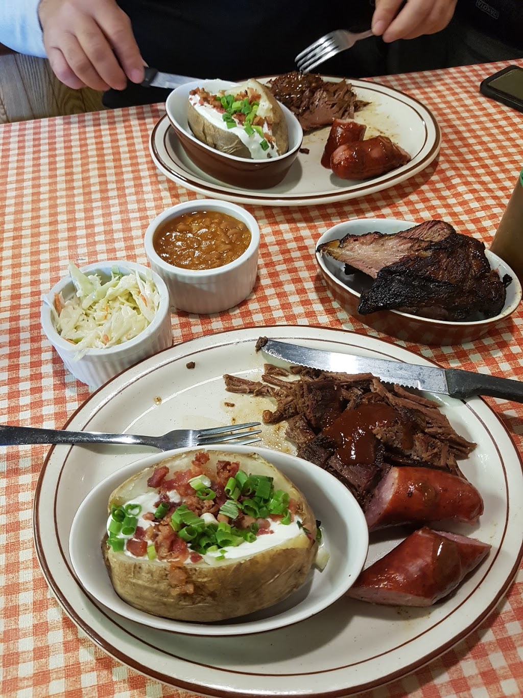 Smokin Okies BBQ | 2547 Quance St, Regina, SK S4V 2X7, Canada | Phone: (306) 347-2800