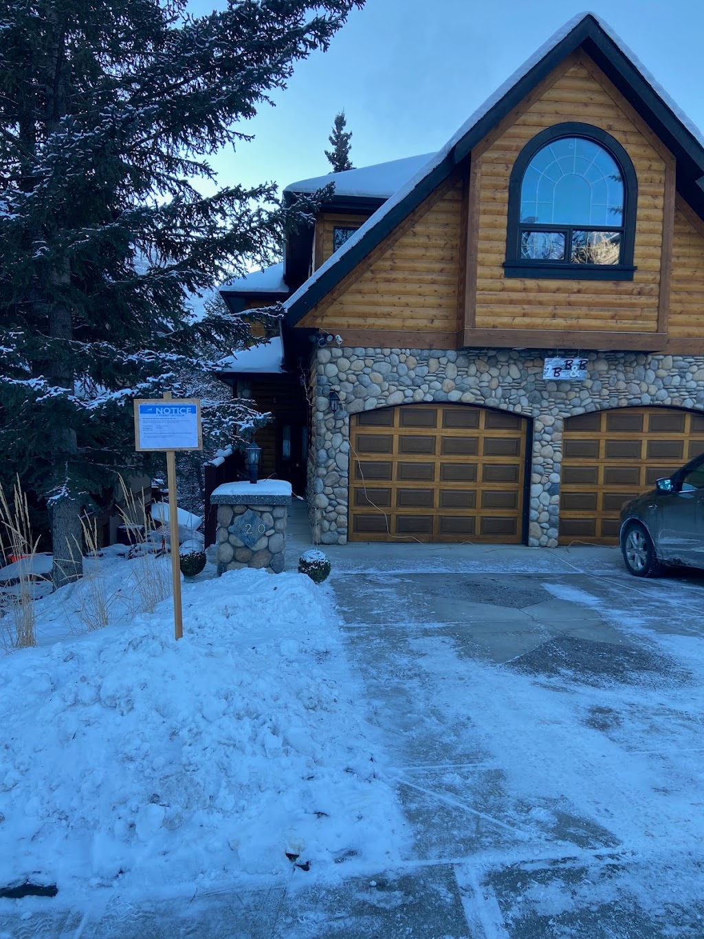 Blanchard Mountain bed and Breakfast | Eagle Terrace Rd, Canmore, AB T1W 2Y5, Canada | Phone: (403) 609-1321