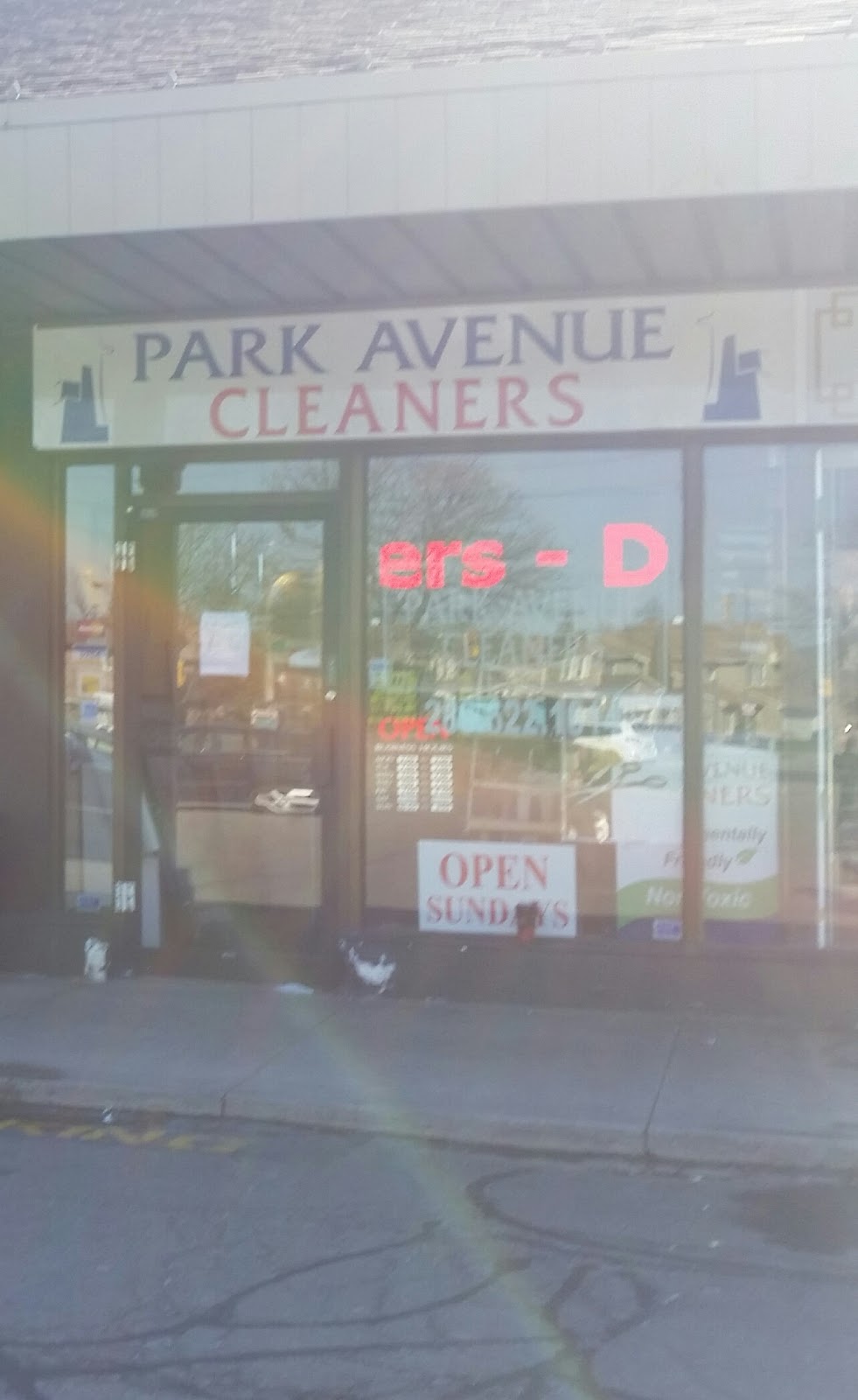 PARK AVENUE DRY CLEANERS | 7241 Bathurst St #3a, Thornhill, ON L4J 3W1, Canada | Phone: (289) 622-1614