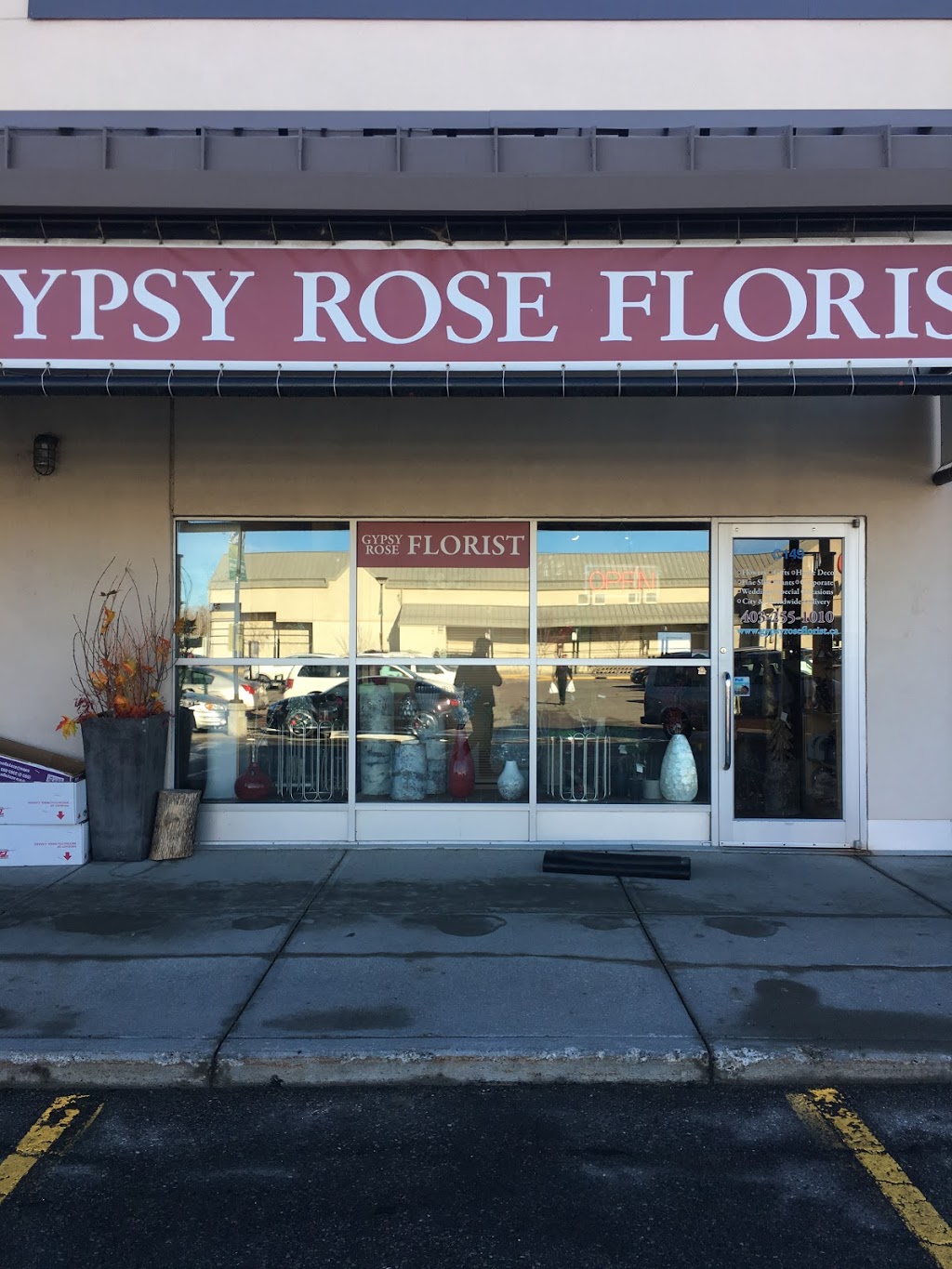 Gypsy Rose Florist | Glenmore Landing Centre - C, 149, 1600 90 Ave SW, Calgary, AB T2V 5A8, Canada | Phone: (403) 255-1010