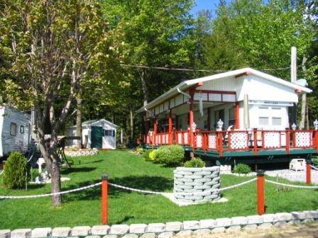 Camping Plage Bernard | 100 Rue Bernard, Sainte-Mélanie, QC J0K 3A0, Canada | Phone: (450) 756-2560