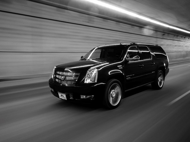 Toronto Airport Limo Flat Rate | 8 Lyle Wy, Brampton, ON L6X 0B4, Canada | Phone: (647) 518-1064