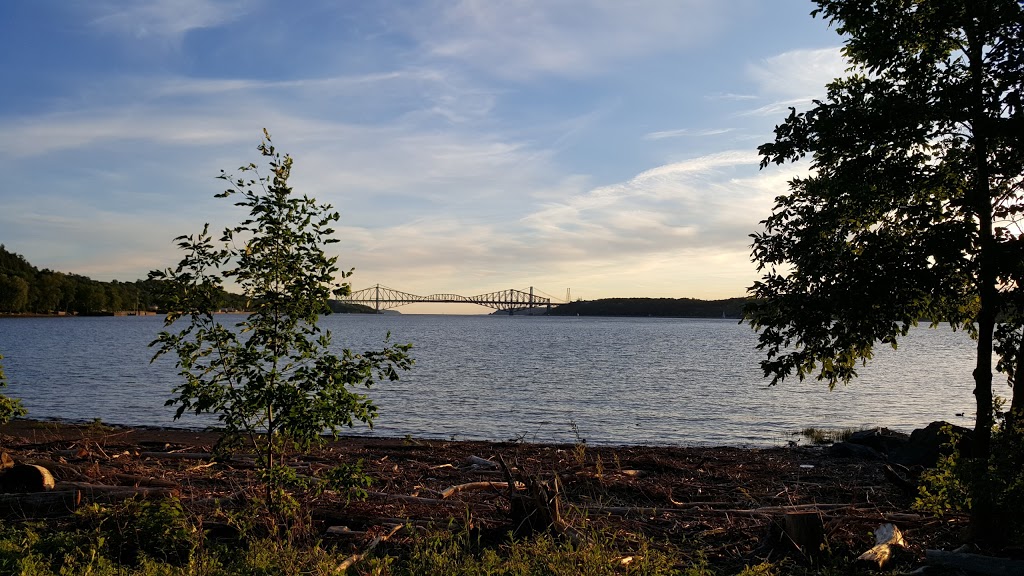 Parc de lAnse-Benson | chemin du 1z6, 1851 Chemin du Fleuve, Saint-Romuald, QC G6W 1Z6, Canada | Phone: (418) 835-4926