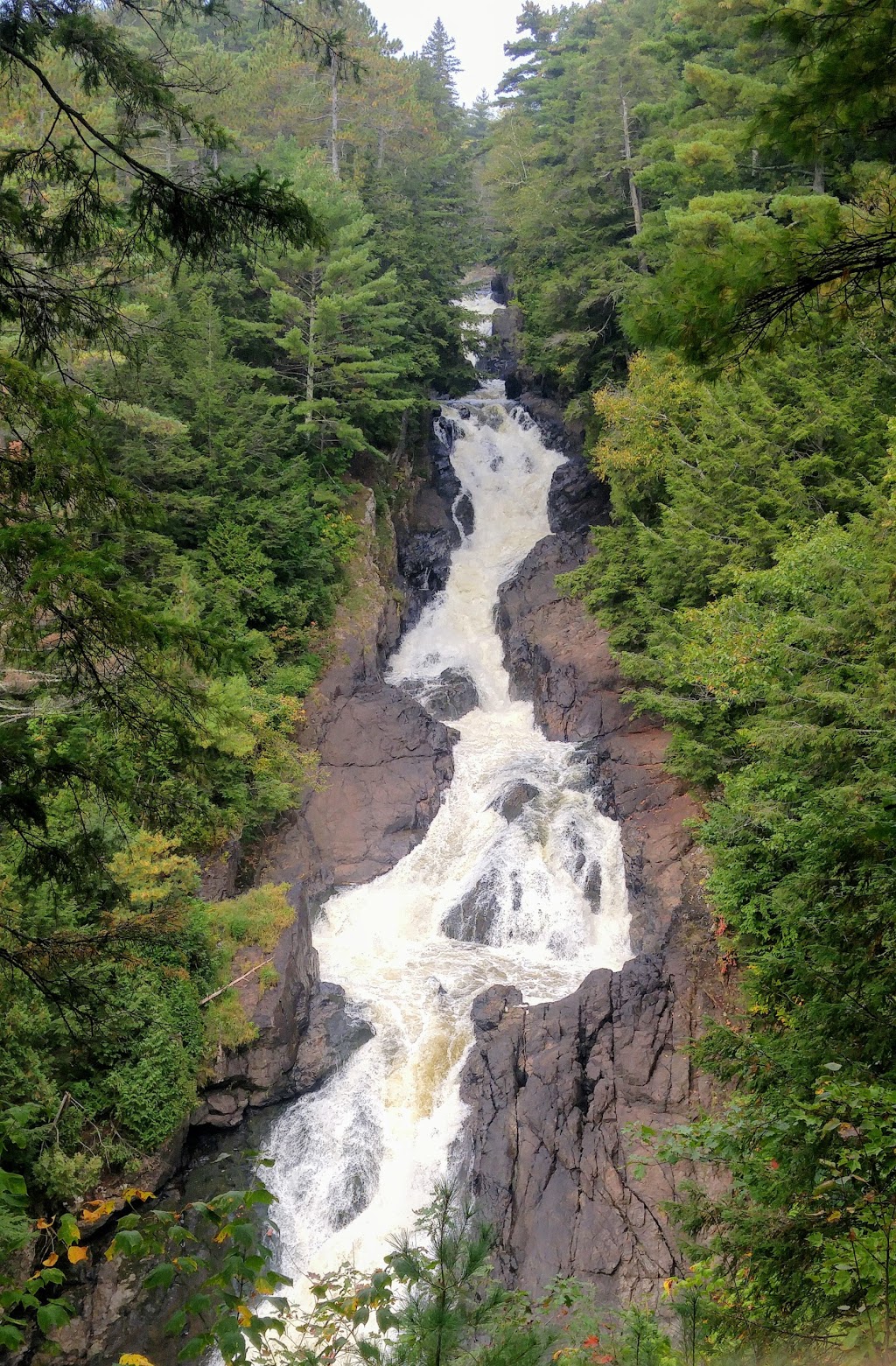 Parc des Chutes de Sainte-Ursule | 2575 Rang des Chutes, Sainte-Ursule, QC J0K 3M0, Canada | Phone: (819) 228-3555