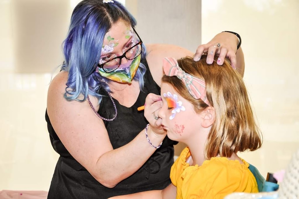 Colour Me Wild Facepaint | Louden Terrace, Peterborough, ON K9J 0C4, Canada | Phone: (905) 999-1075