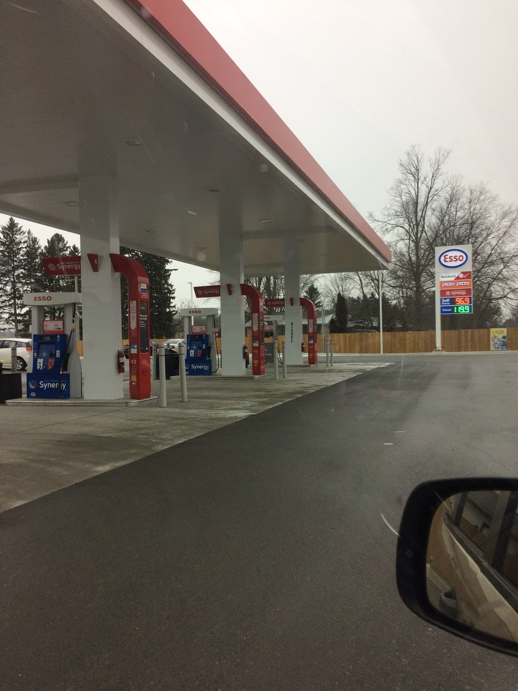 Esso | 595771 Hwy 59, Woodstock, ON N4S 7W1, Canada