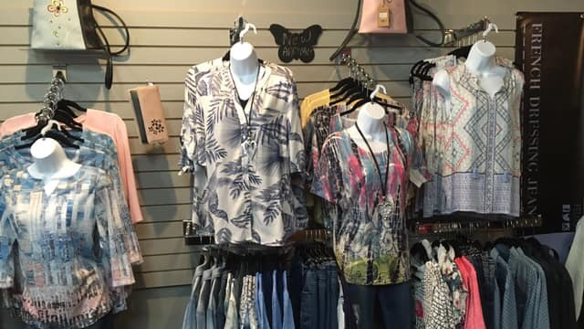 Lindys Boutique | 2-2425 Golf Course Dr, Blind Bay, BC V0E 1H2, Canada | Phone: (778) 490-5113