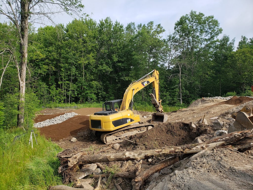 Rieger Contracting | 2095 Muskoka District Road 118 West, Bracebridge, ON P1L 1W8, Canada | Phone: (705) 765-3444