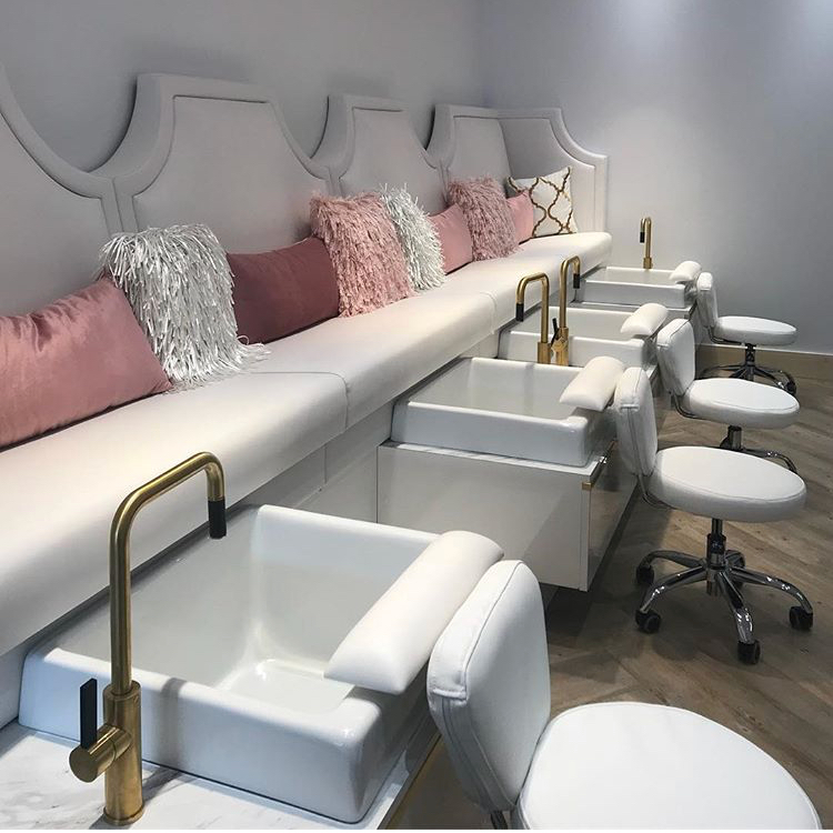 Jolie Beauty Bar | 1788 Avenue Rd Unit 5, North York, ON M5M 3Z1, Canada | Phone: (416) 782-8897