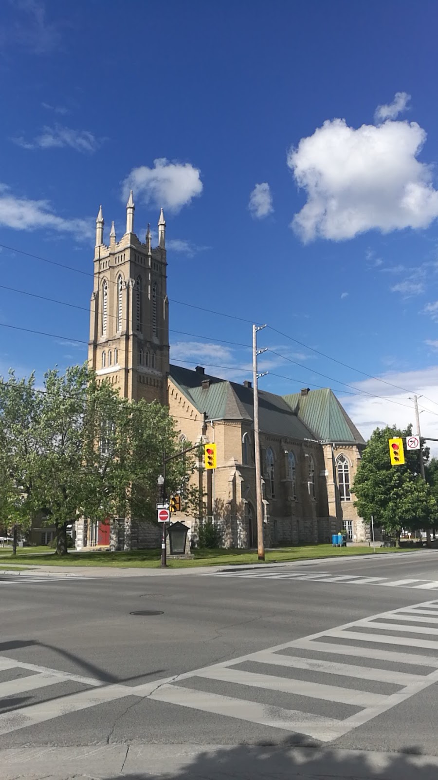 Emmanuel (form. George Street) United Church | 534 George St N, Peterborough, ON K9H 3S2, Canada | Phone: (705) 742-4162