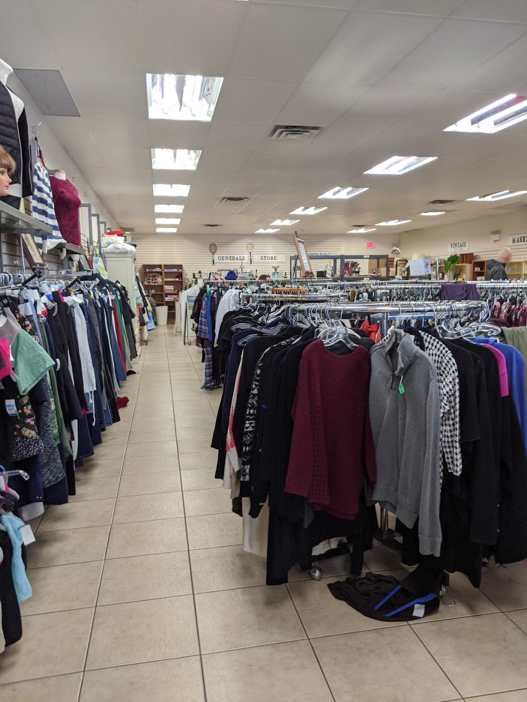 Salvation Army Thrift Store | 318 Ellis St, Penticton, BC V2A 4L7, Canada | Phone: (250) 492-3946