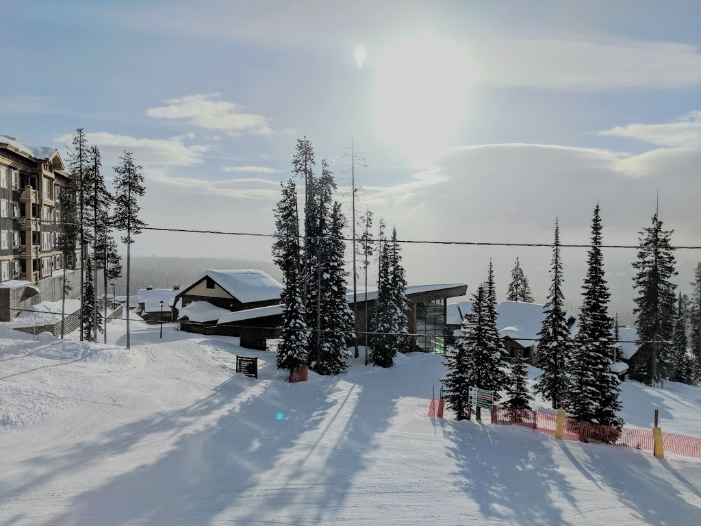 Eagles Resort, Big White | 105 Kettleview Rd, Kelowna, BC V1P 1P3, Canada | Phone: (250) 765-8888