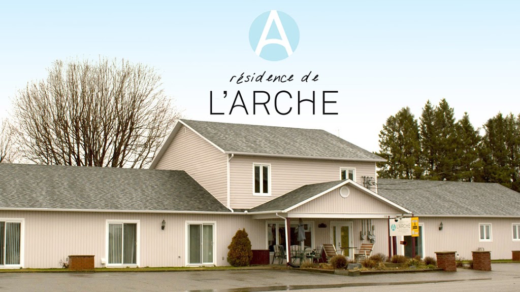 Résidence de lArche | 135 Rue du Tremblay, Sainte-Anne-de-la-Pérade, QC G0X 2J0, Canada | Phone: (418) 325-2854
