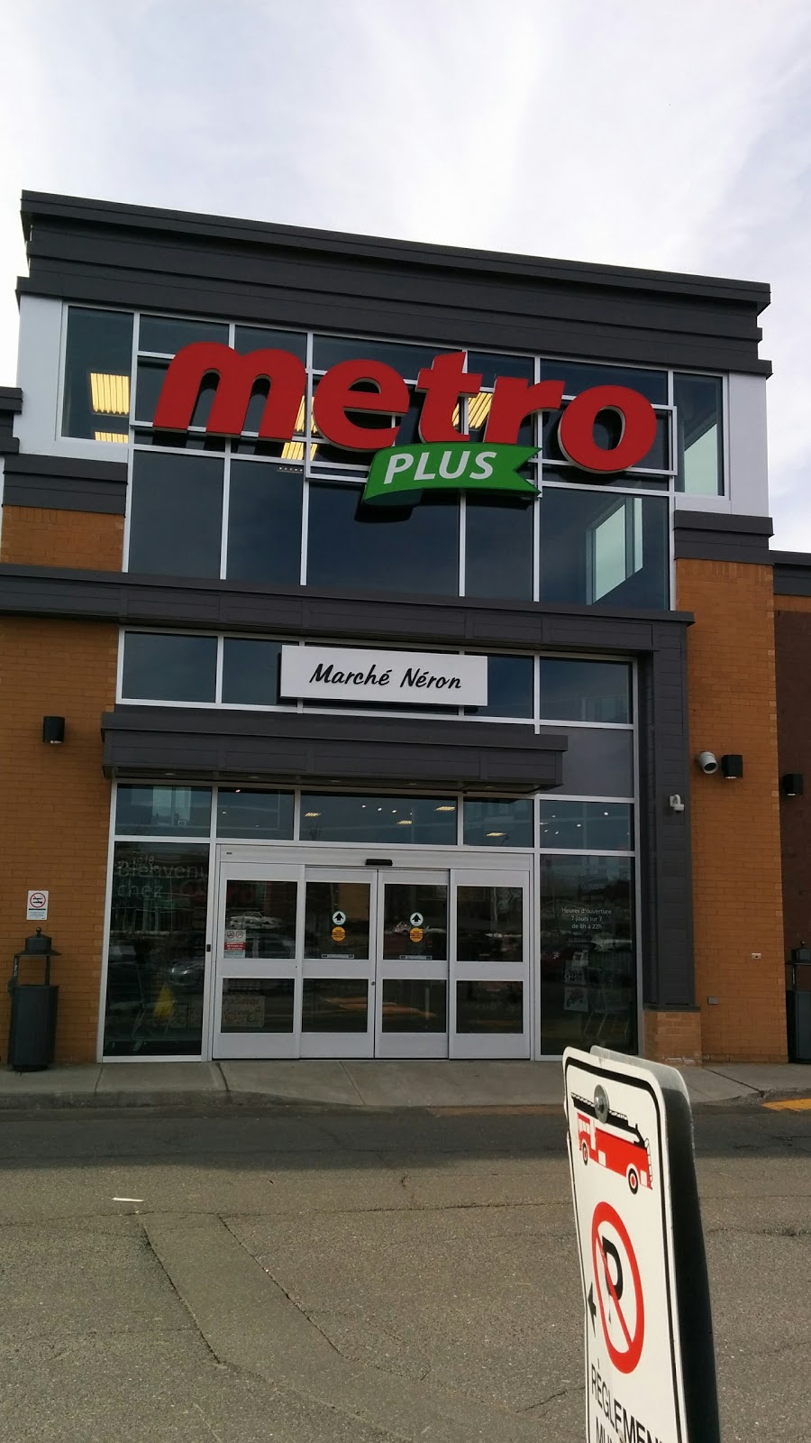 Metro Promenades Drummondville | 755 Boulevard René-Lévesque, Drummondville, QC J2C 6Y7, Canada | Phone: (819) 472-6229