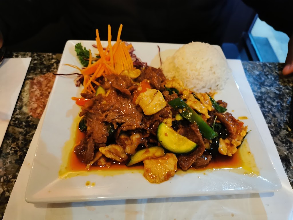 Au Just Thai | 1265 Bd des Seigneurs, Terrebonne, QC J6W 4P7, Canada | Phone: (450) 492-8883