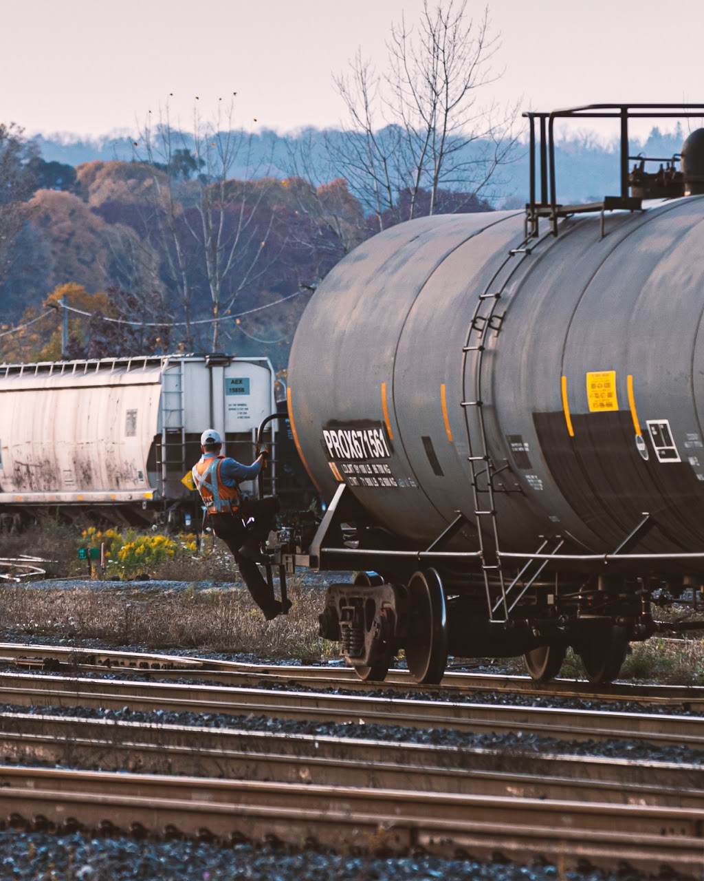 CN Rail Freight Depot | 252 Stuart St, Hamilton, ON L8R 2W6, Canada | Phone: (928) 228-0761