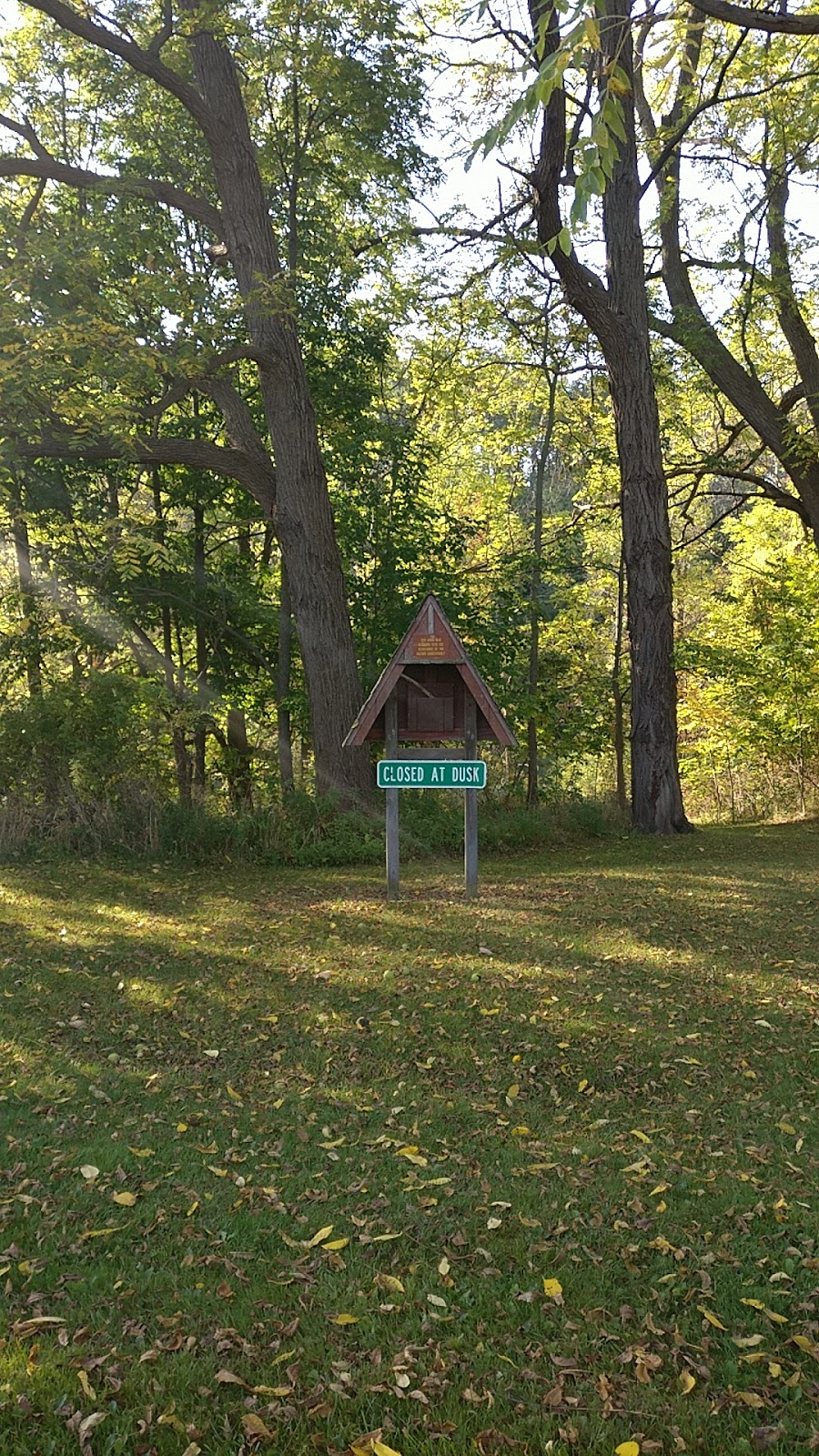 Clarence Escarpment Sanctuary | 9575 Greiner Rd, Clarence, NY 14031, USA | Phone: (716) 741-8927