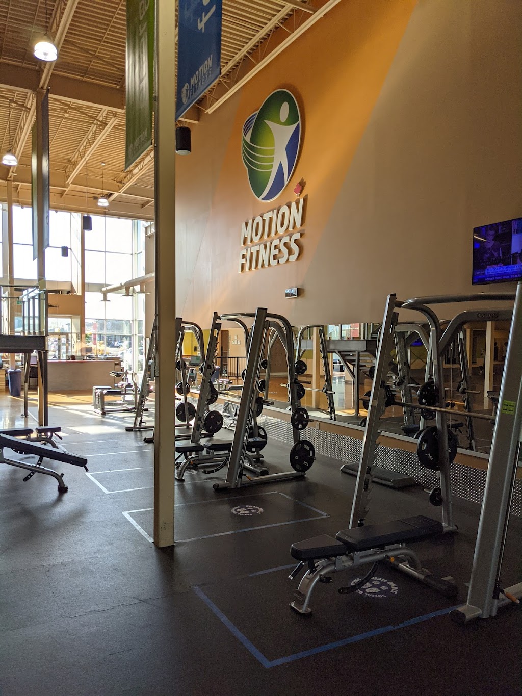 Motion Fitness Red Deer | 500 Timberlands Dr #210, Red Deer, AB T4P 0Z4, Canada | Phone: (587) 272-1003