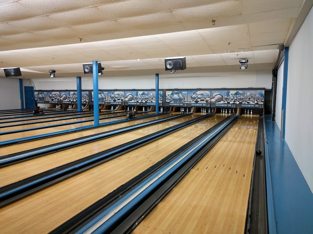 Streetsville Bowl | 128 Queen St S, Mississauga, ON L5M 1K8, Canada | Phone: (905) 826-6161