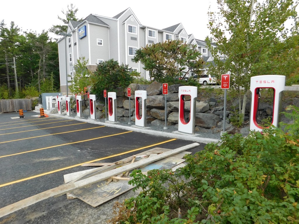 Tesla Supercharger | 292 Louisa St, Parry Sound, ON P2A 3C1, Canada | Phone: (877) 798-3752